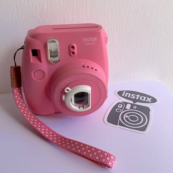 Fujifilm Instax Mini 9 Polaroid Camera - Picture 3 of 9